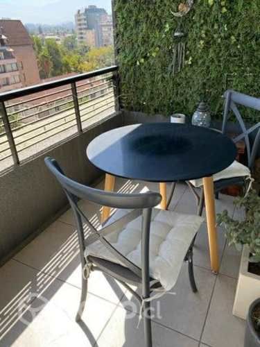 Mesa más 2 sillas de terraza