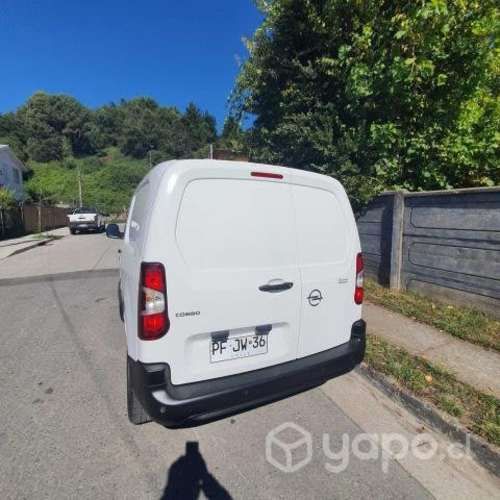 2021 opel combo tdi 1.6 full equipo