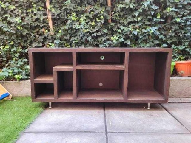 Mueble rack TV madera enchapado