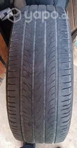 2 Neumáticos Usados 235/55 18
