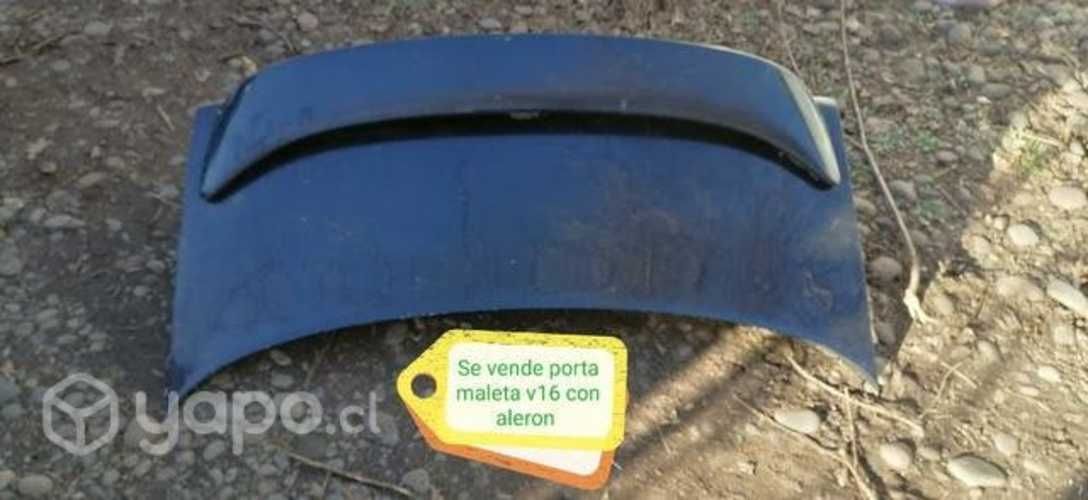 Se vende porta maleta v16