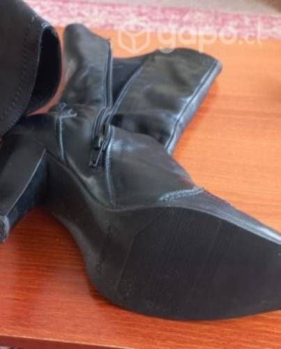 Botas lorentinos excelente estado, 100 % cuero.