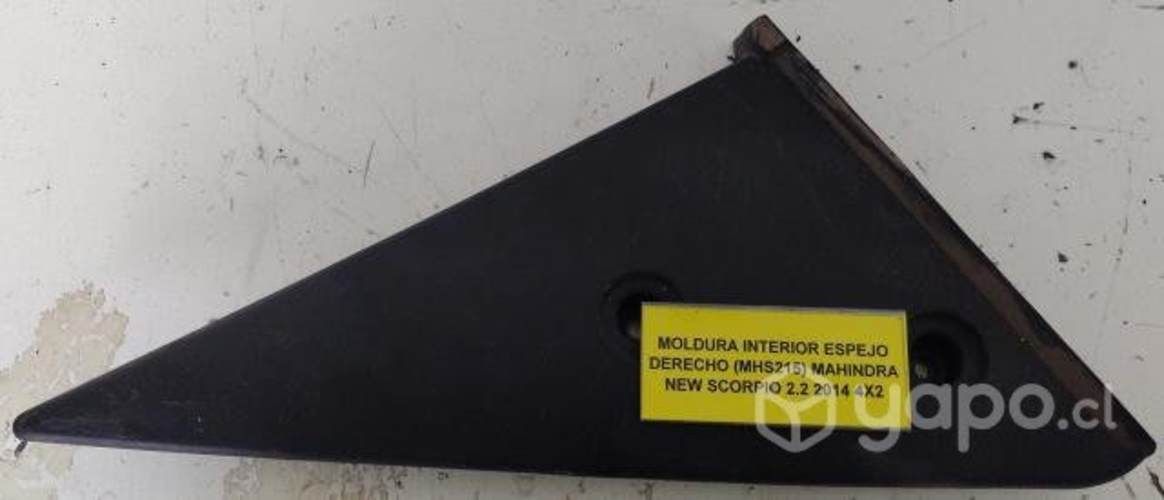 Moldura Int Espejo Der (MHS215) Mahindra Pik Up