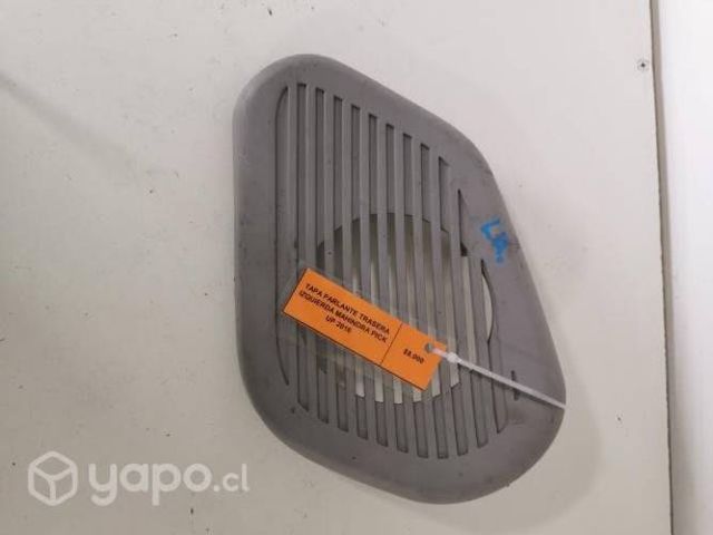 Tapa Parlante Trasera Izq Mahindra Pick Up 2016