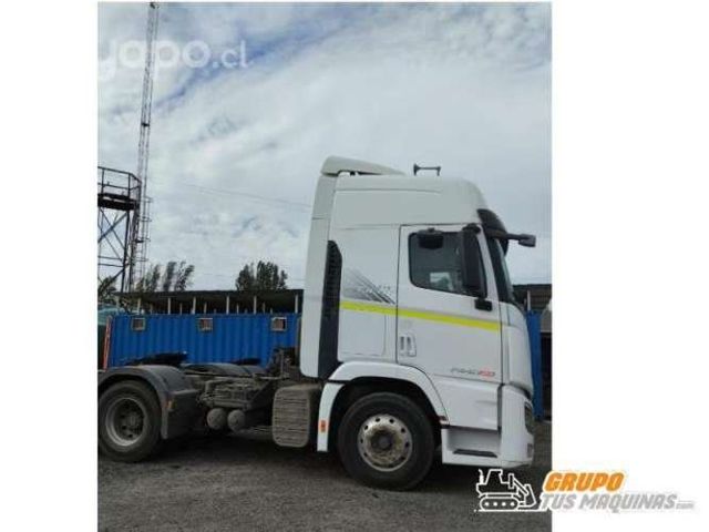 Tracto Camiones - Hyundai XCIEN 520 año 2021