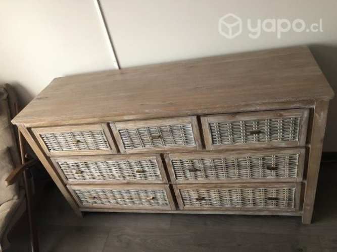 Cómoda Sarah Miller madera clara