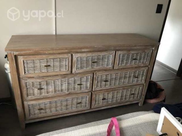 Cómoda Sarah Miller madera clara