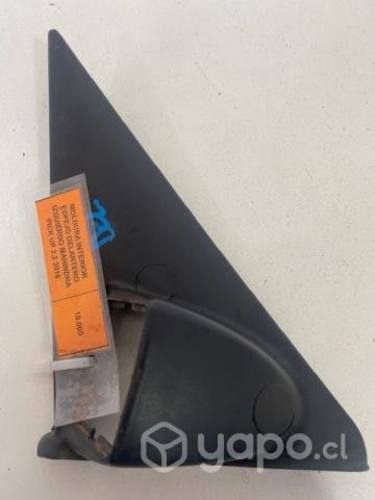 Moldura interior espejo izq Mahindra Pick Up 2016
