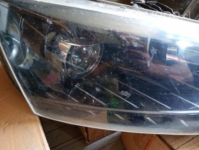 Optico derecho Skoda Fabia ORIGINAL