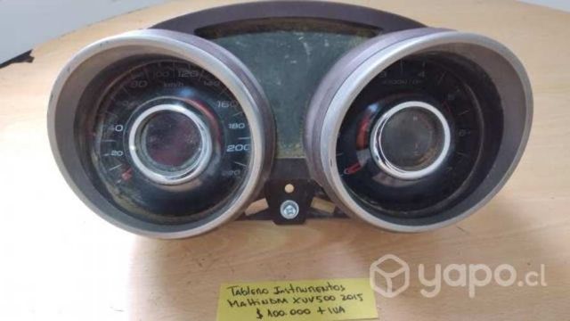 Tablero instrumentos Mahindra XUV 500 2015
