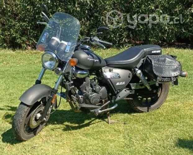 Keeway Superlight 200 UNICO DUEÑO 7.000 kms