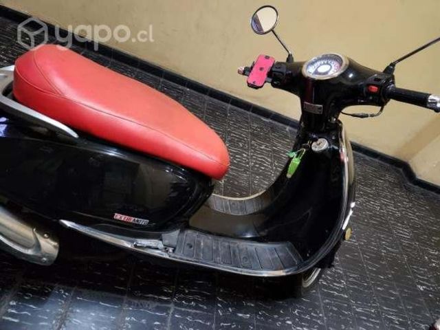 Scooter tipo vespa
