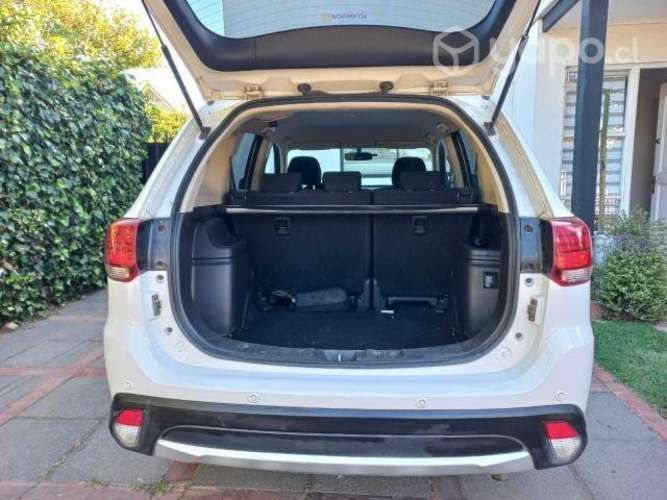 Mitsubishi outlander 2018