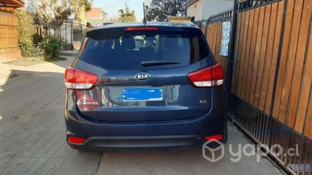 Kia motors carens 2016