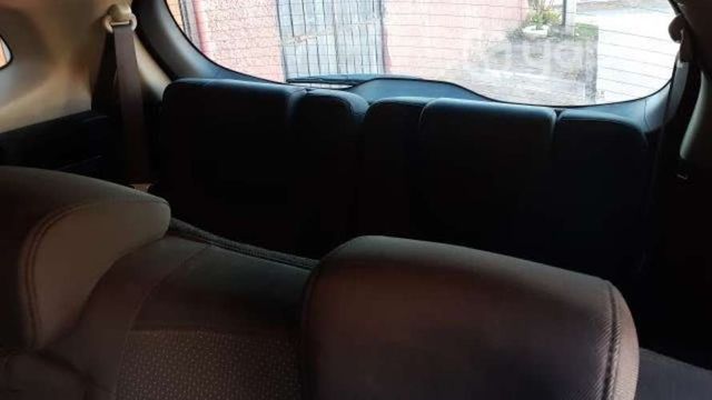 Kia motors carens 2016