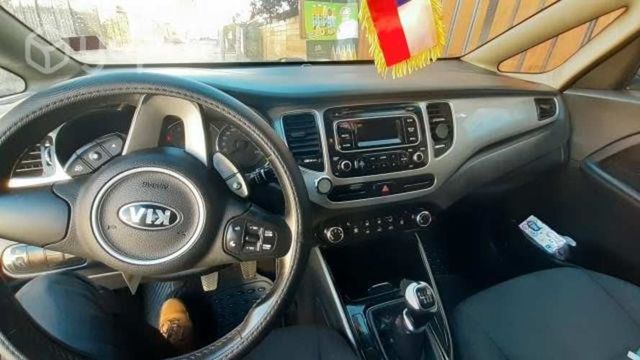 Kia motors carens 2016