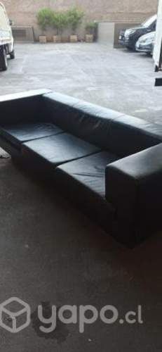 Sillón negro cuerina 85x250