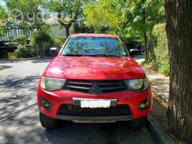 Mitsubishi l200 2014