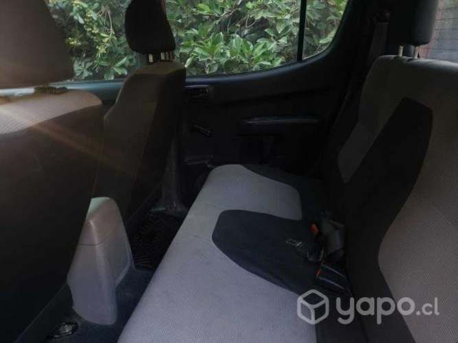Mitsubishi l200 2014