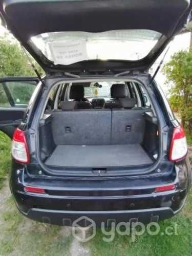 Vendo auto Suzuki sx4 color negro