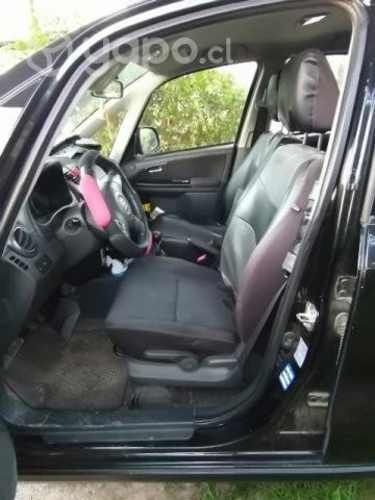 Vendo auto Suzuki sx4 color negro