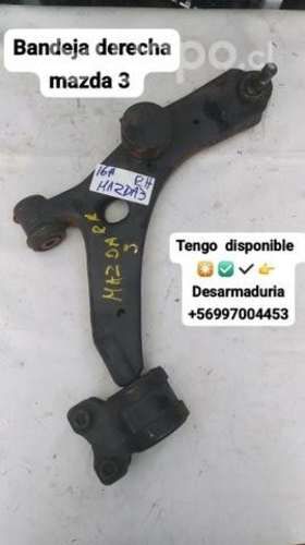 Bandeja derecha Mazda 3 desarmaduría