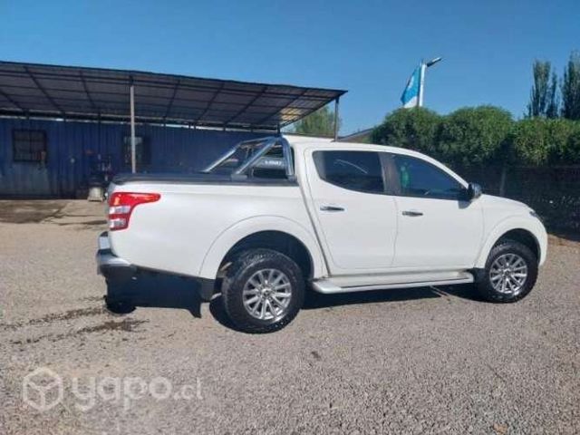 Mitsubishi L200 Dakar 4x4