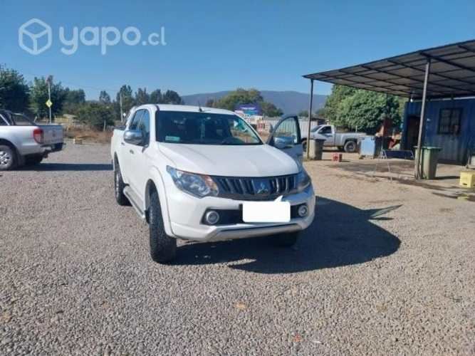 Mitsubishi L200 Dakar 4x4