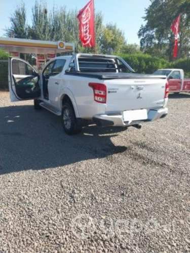 Mitsubishi L200 Dakar 4x4