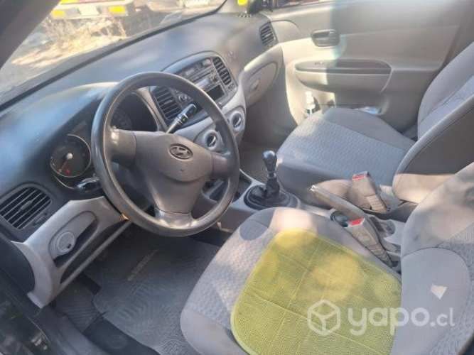 Hyundai Accent 2010