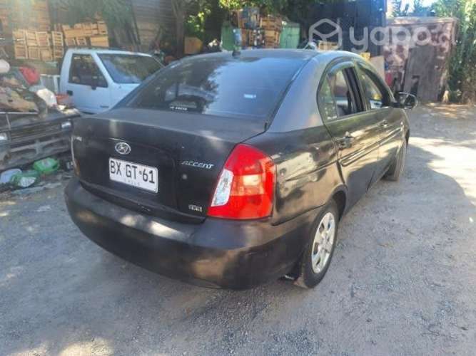 Hyundai Accent 2010