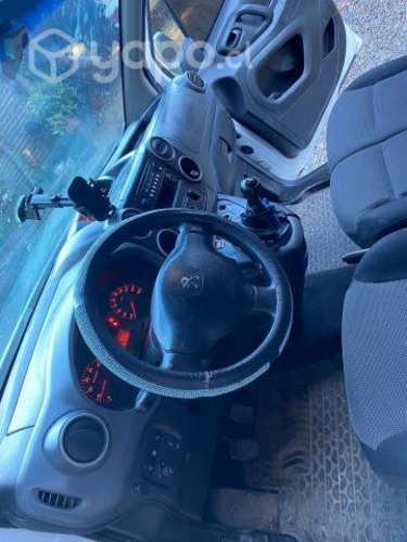 Vendo peugeot partner