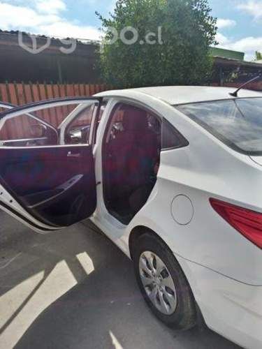 Hyundai accent rb 1.4 full equipo impecable