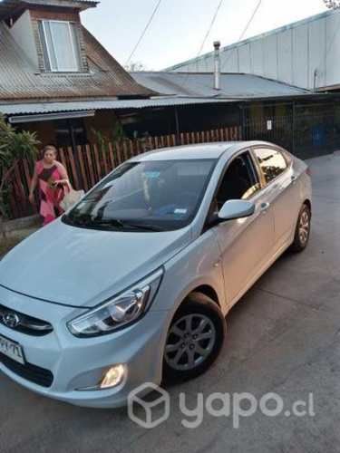 Hyundai accent rb 1.4 full equipo impecable
