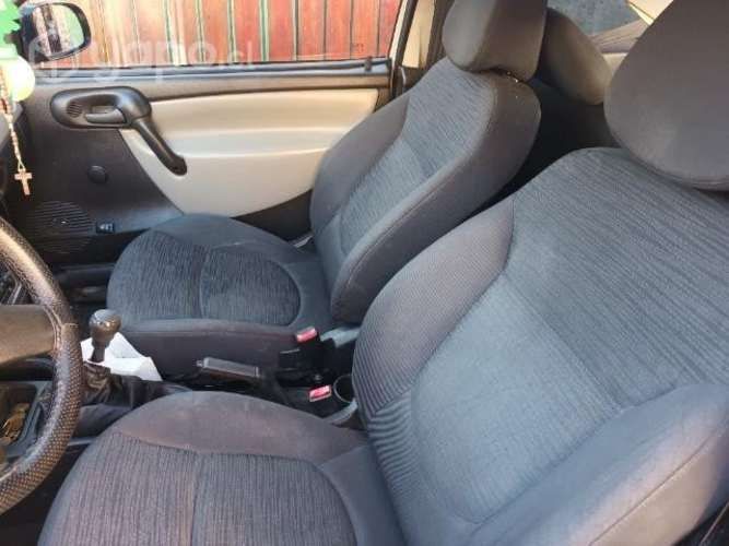 Se vende Corsa 3