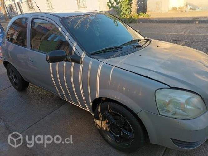 Se vende Corsa 3
