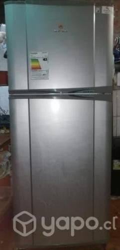 Refrigerador MADEMSA Lotus