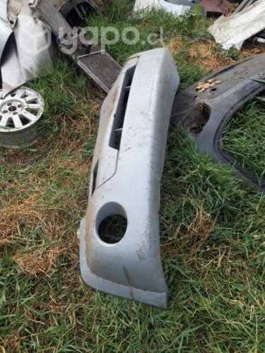 Parachoque delantero suzuki xl7 2005