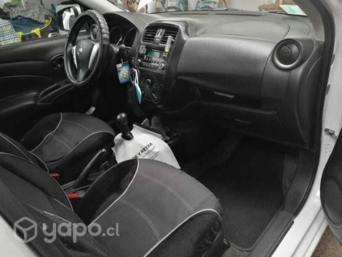 Nissan versa 2019 excelente estado