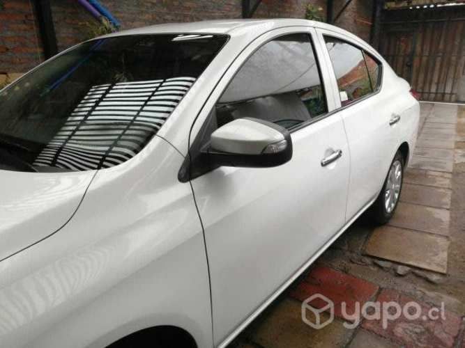 Nissan versa 2019 excelente estado