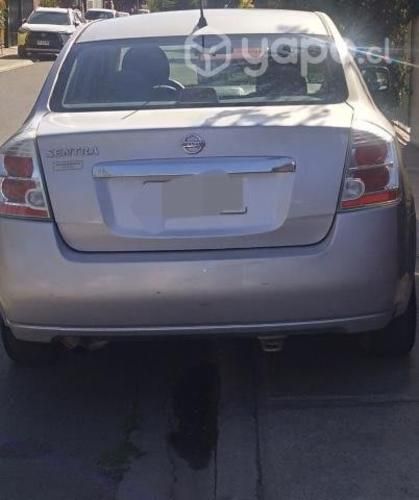 Nissan sentra 2010