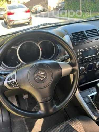 Suzuki grand vitara 2013
