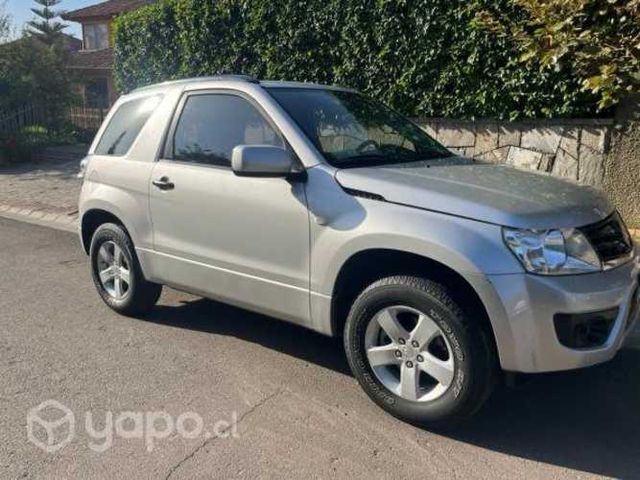 Suzuki grand vitara 2013