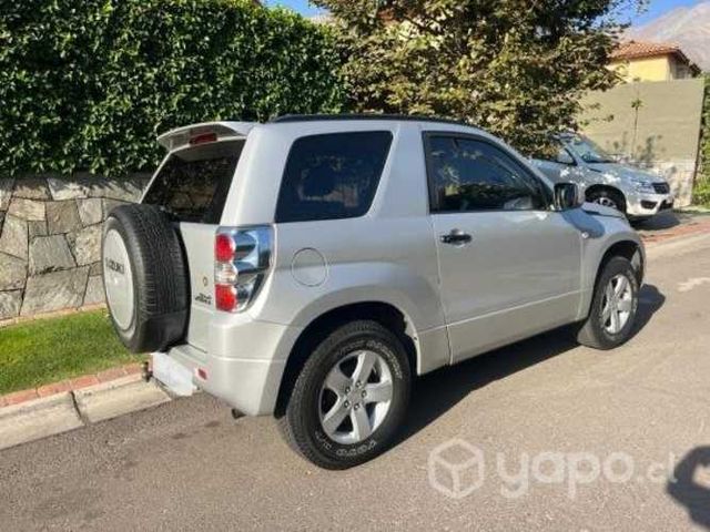 Suzuki grand vitara 2013