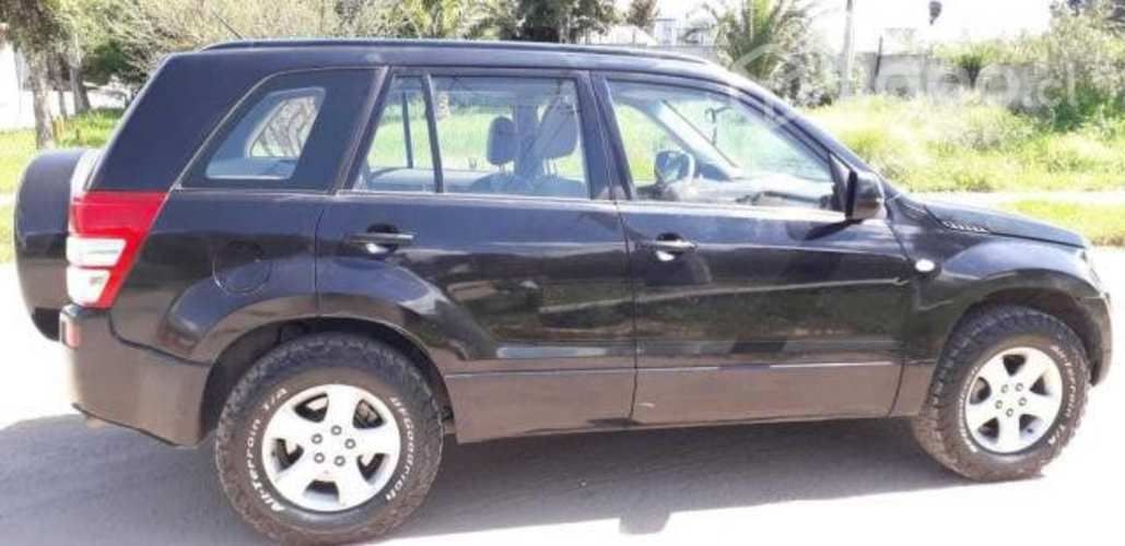 Suzuki grand nomade 2010