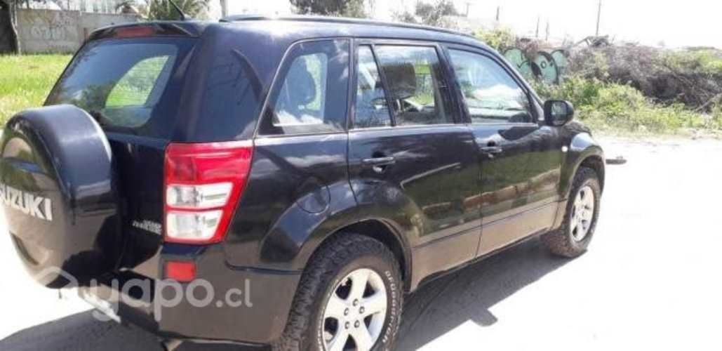 Suzuki grand nomade 2010