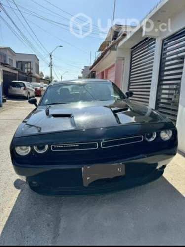 Dodge challenger sxt plus 2015