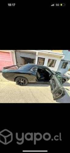 Dodge challenger sxt plus 2015