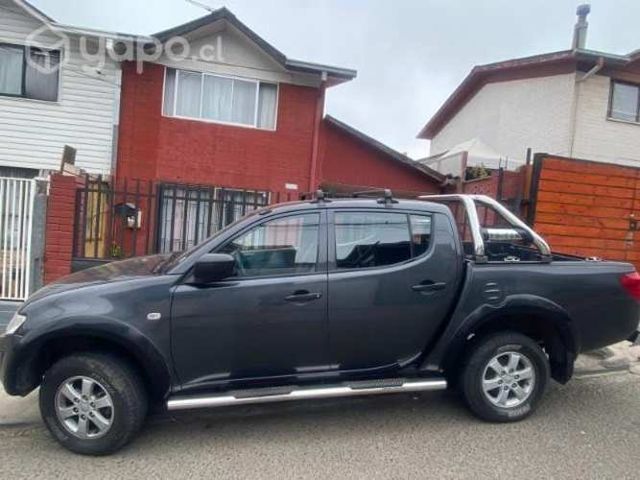 2013 Mitsubishi L200 Diesel 4X2 Work