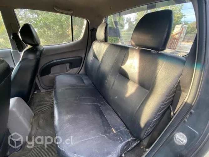 Mitsubishi l200 2013